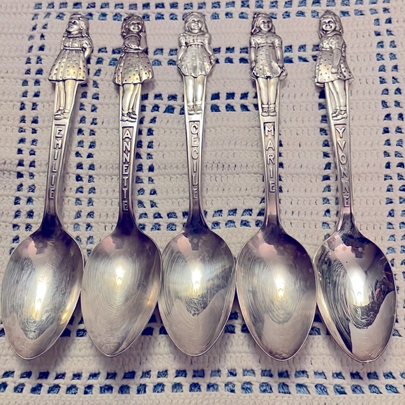 Carlton Silver Other - Vintage 1900-1940 Carlton Silver Plated Dionne Quintuplets Set of 5 Spoons.